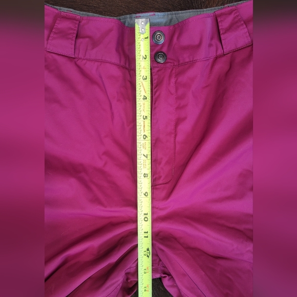 Mountain Hardwear Snow pants XL - Picture 9 of 14